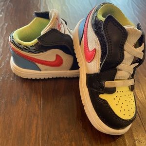Nike Air Jordan 1 Low Alt  Toddler size 6c